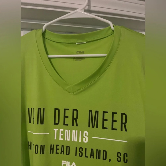 Van Der Meer V Neck - Picture 4 of 5